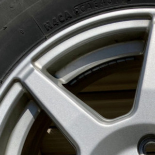 VWポロ ホイール付きスタッドレスタイヤ  185 60 R15