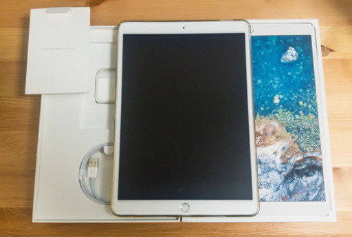 (美品 総額8万程度)iPad Pro 10.5 wifi＋cellular、Apple  pencil セット