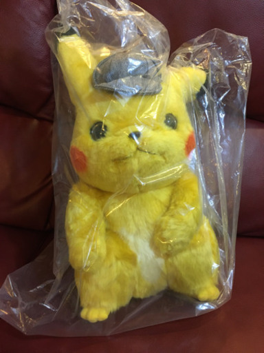 名探偵ピカチュウ」 LIFE SIZE DOLL メガトレショップ