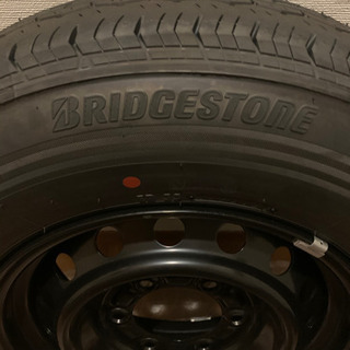 ★【値下げ】美品★トヨタ　ハイエース純正　ブリジストン　4本タイヤホイールカバーセット‼️