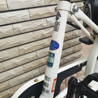 bikke 白☆非電動☆三段変速・リアチャイルドシート付き
