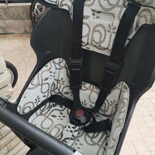 bikke 白☆非電動☆三段変速・リアチャイルドシート付き