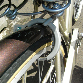 自転車 シティサイクル 27インチ 6段変速 鍵付 ライト付 かご付 ゴールド系