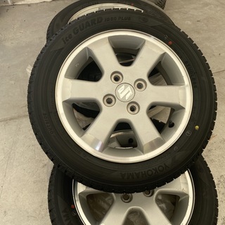 未使用のヨコハマタイヤ スタッドレス！サマーセール実施中♪