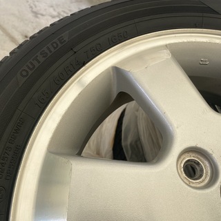 未使用のヨコハマタイヤ スタッドレス！サマーセール実施中♪