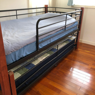 収納型二段ベッド