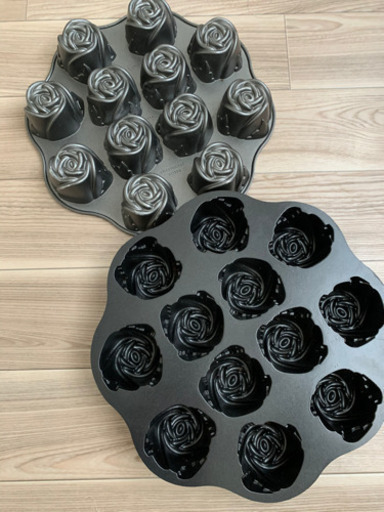 ノルディックウエア　バラのお菓子型2つセット