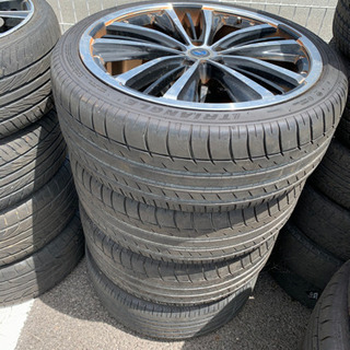 245/35R20 クラウン、フーガ 、オデッセイなど
