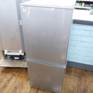 安心の6ヶ月保証つき【トレジャーファクトリー入間店】AQUAの2ドア