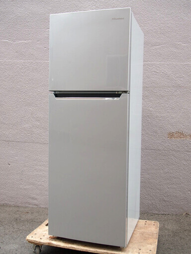 ㉞-M【6ヶ月保証付】18年製 ハイセンス 227L 2ドア冷蔵庫 HR-B2301 シルバー
