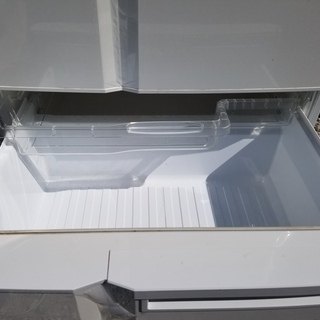☆大容量565L 6ドア式☆ 三菱ノンフロン冷凍冷蔵庫 MR-G57N－W 2008年 