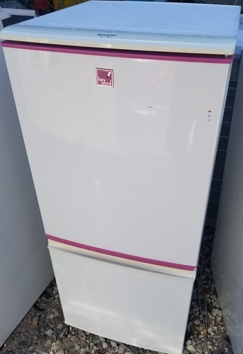 ★配送可能★　2ドア式137L　シャープ　ノンフロン冷凍冷蔵庫　2010年製　SJ－14E7ーKP