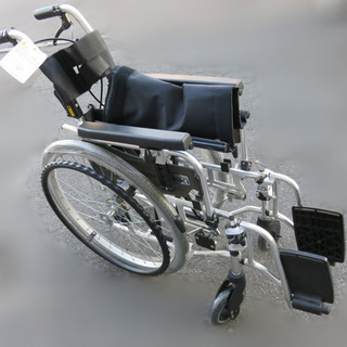 自社配送は札幌市内限定】介護 車椅子 Miki 自走型車イス 介助ブレーキ 