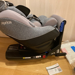値下げ】アップリカ Aprica 回転式チャイルドシート ISOFIX固定&ベルト