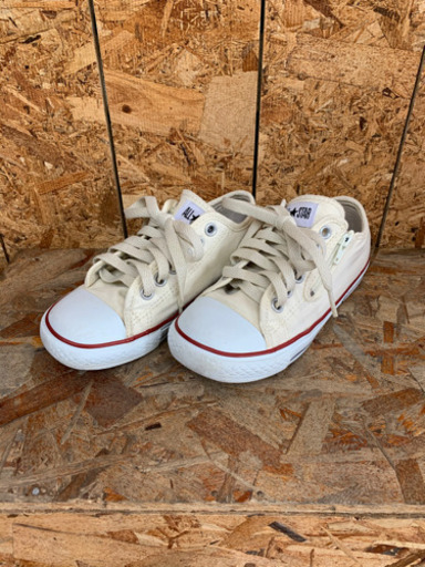 8月16日までコンバーススニーカークリーム色19cm 暁 園田のキッズ用品 子供用シューズ の中古あげます 譲ります ジモティーで不用品の処分