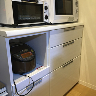 受け渡し者決定】ニトリ キッチンボード カップボード ダリア100 受け渡し者決定】ニトリ キッチンボード カップボード ダリア100