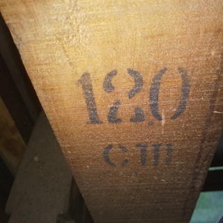 多分　杉通し柱