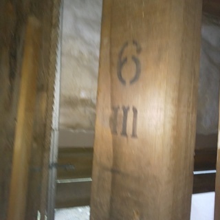 多分　杉通し柱