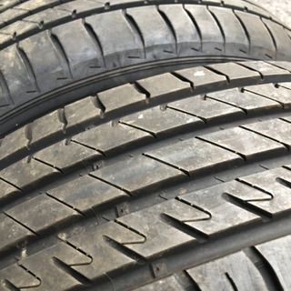 215/60R17 バリ山 4本セット Laufenn 2019年製