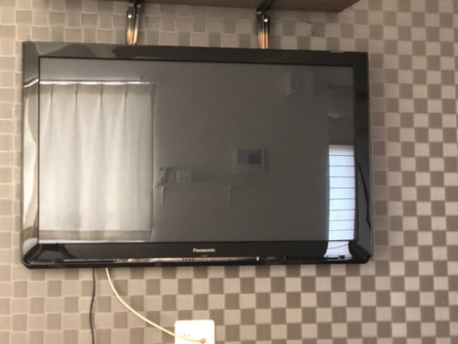 テレビ42型