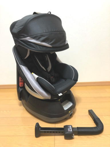 チャイルドシート combi NEROOM エッグショック 元値60,000円 エッグ