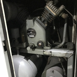 消音エアーコンプレッサー