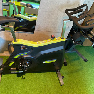 新品】スピニングバイクevolgear エクササイズ バイク