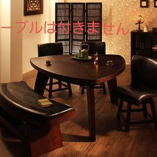 【未使用・訳アリ】アジアンモダンデザイン・回転チェア3脚・２Pベンチ1脚・天然木、PUレザー