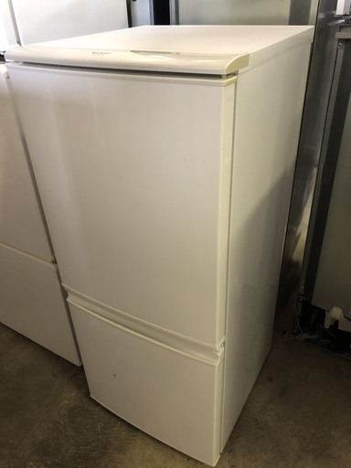 A0285　シャープ　2ドア冷蔵庫　１３７L