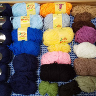 編み物　毛糸