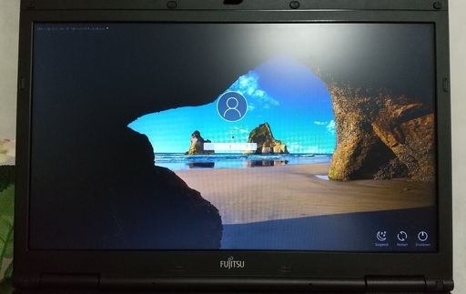 マイクロソフト黙認 】 Windows10にそっくりのリナックス ノートPC