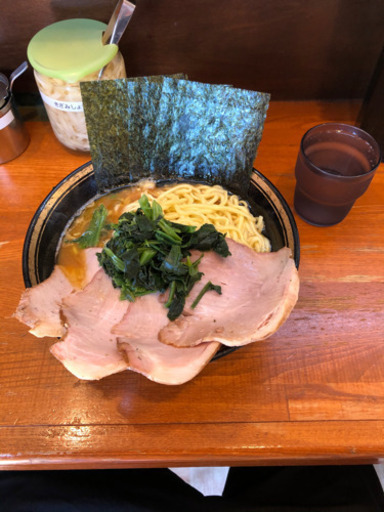 明日の午後、白楽の家系ラーメン末廣家に行ける人いませんか？ (葛西 