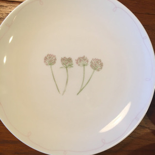 アフタヌーンティー イノブン ダイソー 茶碗 ケーキ皿 豆皿 小皿 煮物皿 花柄 みく 西田辺の生活雑貨の中古あげます 譲ります ジモティーで不用品の処分