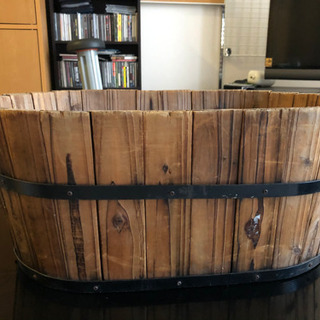 ワイン樽型収納箱
