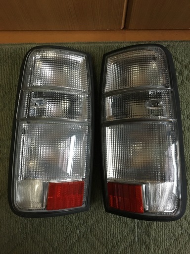 春早割 テールランプ ランクル80 - ライト