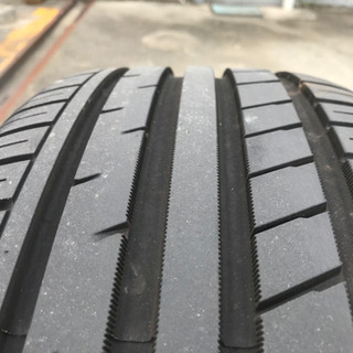 バリ山！！　225/40R18 タイヤ・ホイールセット