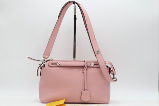《FENDI/バイザウェイ ピンク ストラップ カーフレザー》 Aランク 極美品