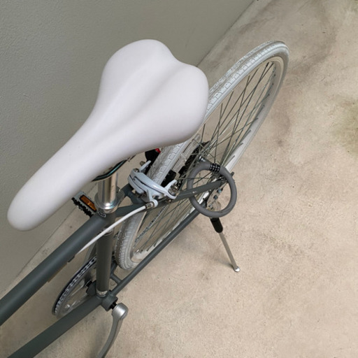 商談中】美品 クロスバイク 白×グレー (yuu) 西鉄福岡（天神）の自転車 