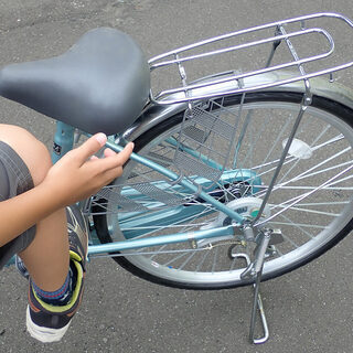 札幌 自転車 パンクしないタイヤ 24インチ 変則無し SALUTE ママチャリ