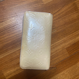 取り引き中です✩.*˚ルイヴィトン✩.*˚綺麗な方だと思いますが中古品なのでそれなりに汚れ有り!! 取り引き中です✩.*˚ルイヴィトン✩.*˚綺麗な方だと