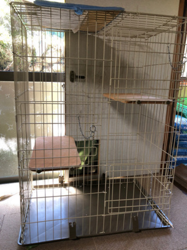 大型の猫用ケージです。
