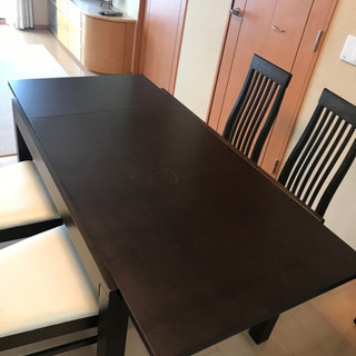 値下げしました！ダイニングテーブル&椅子4脚セット・日本製家具の大丸・120〜164cm拡大機能あり