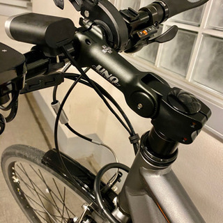 電動クロスバイク　Tb1-e マットグレー