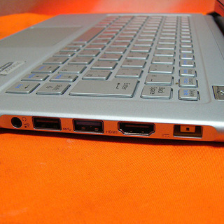 ☆超薄ウルトラBook☆SSD搭載で高速起動♪その⑥
