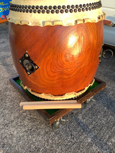 和太鼓 直径約70cm  高さ約91cm