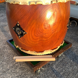 和太鼓 直径約70cm 高さ約91cm