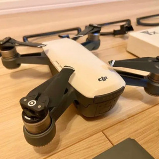 ドローン DJI SPARK FLY MORE COMBO ※エラーあり