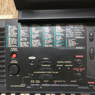 ヤマハ　電子キーボード　YAMAHA PSR-330 ポータトーン電子ピアノ
