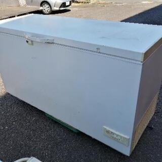 大型　冷凍ストッカー　368L 冷凍庫