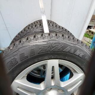 決まりました。バリ山BRIDGESTONEスタッドレス175/80r15